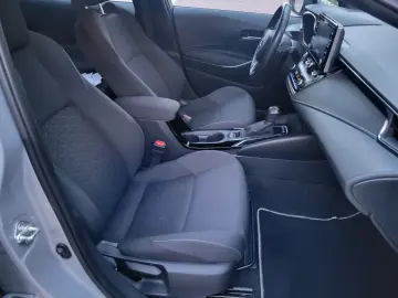 TOYOTA COROLLA 2.0 hibrid