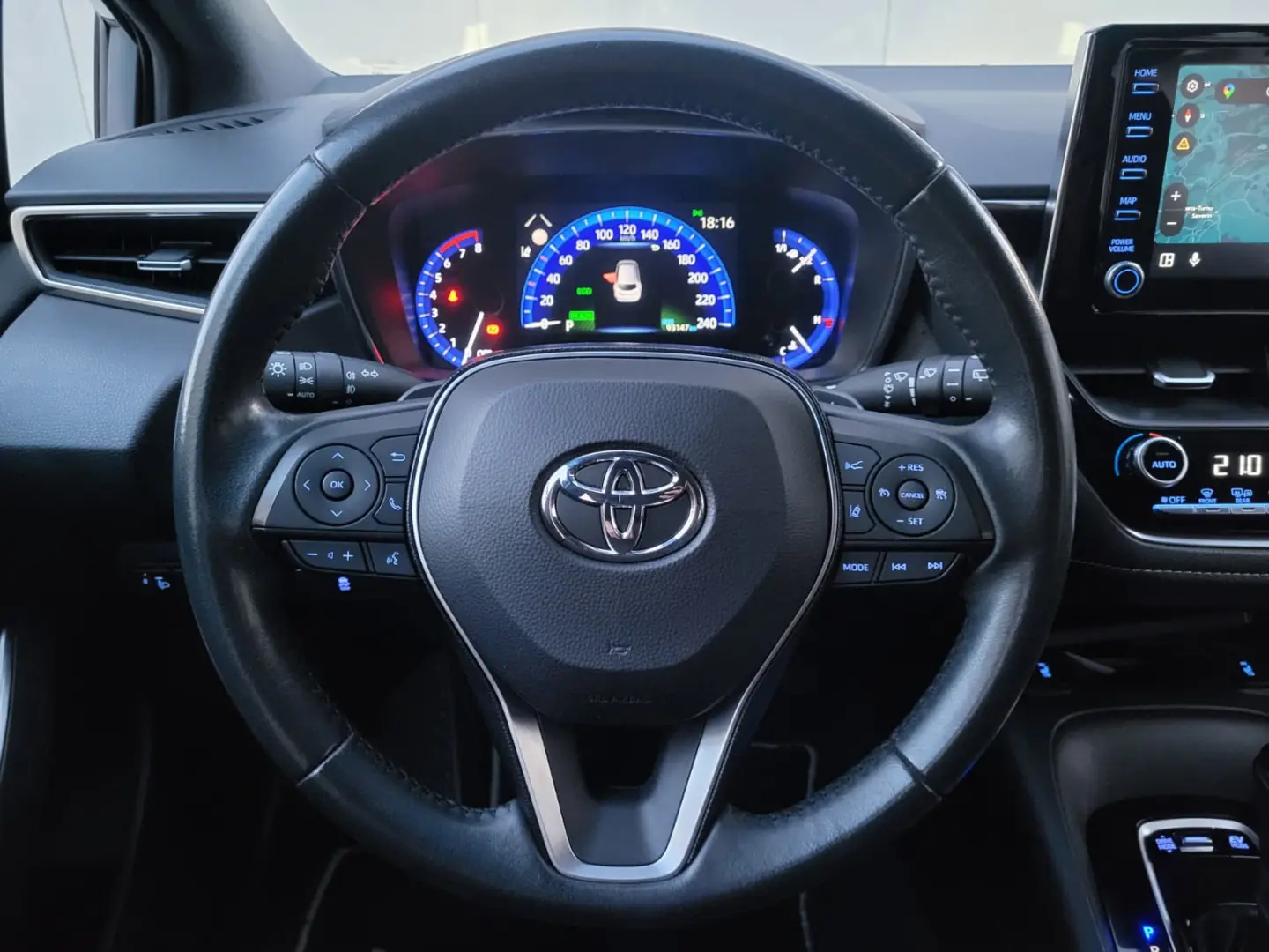 TOYOTA COROLLA 2.0 hibrid