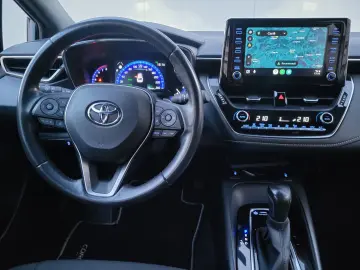 TOYOTA COROLLA 2.0 hibrid