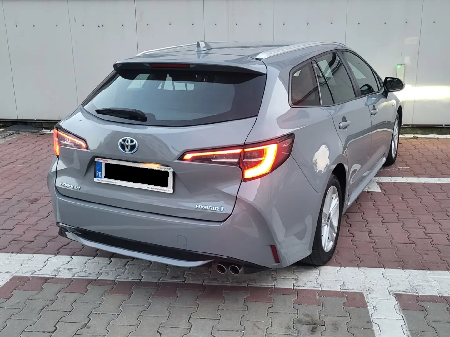 TOYOTA COROLLA 2.0 hibrid
