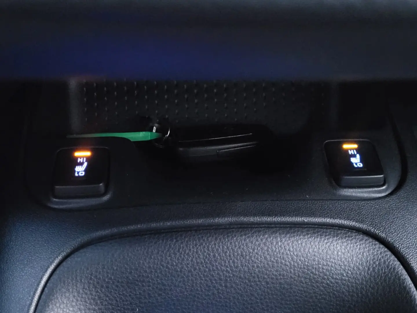 TOYOTA COROLLA 2.0 hibrid