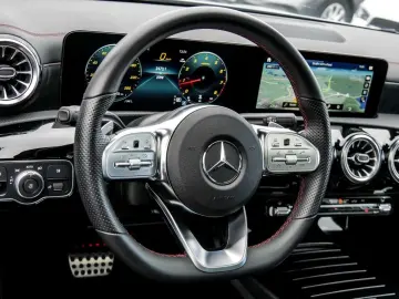 CLA 250 Coupé AMG MBEAMLED NIGHT PANO MEMORY