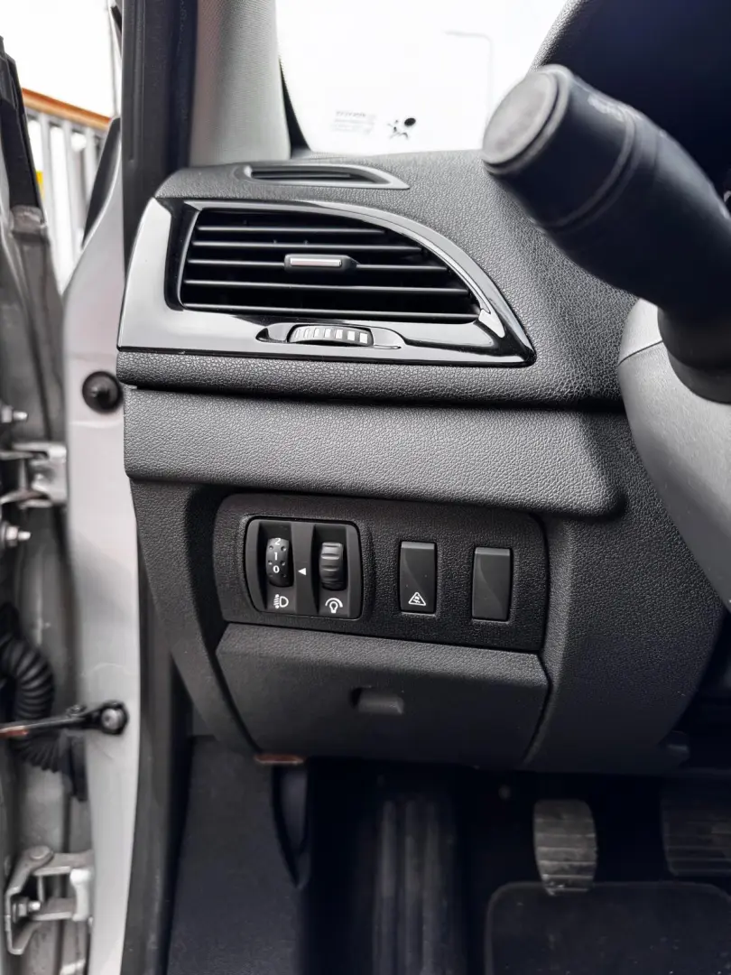 Renault Megane 2012 1.4L Benzină