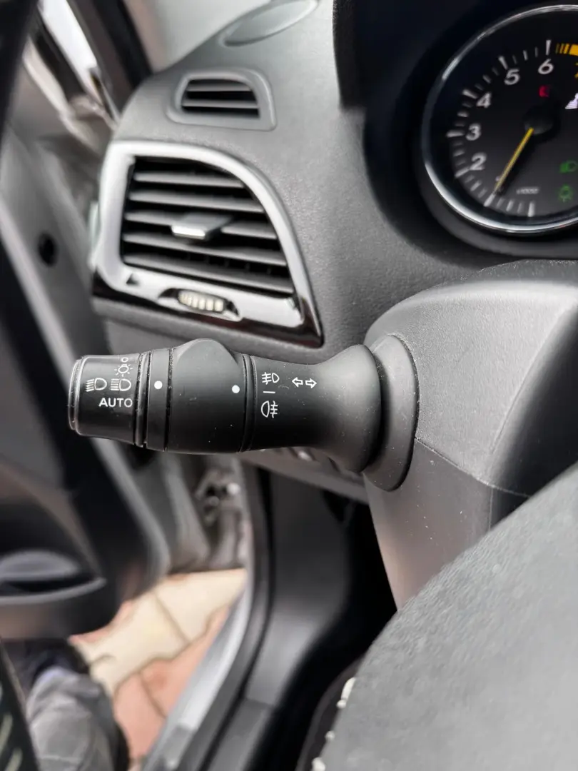 Renault Megane 2012 1.4L Benzină