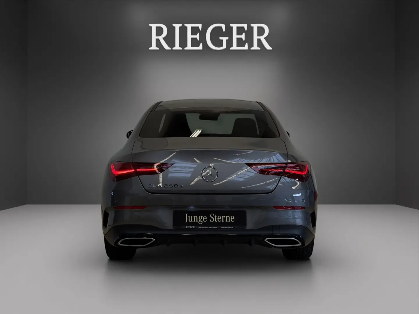 CLA 250 e AMG Pano HUD NIGHT Multibeam  MEMORY