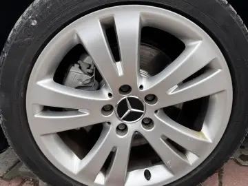 Mercedes-Benz CLK 230 2001 2.3L Benzină