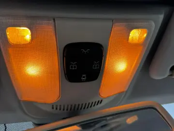 Mercedes-Benz CLK 230 2001 2.3L Benzină