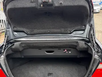 Mercedes-Benz CLK 230 2001 2.3L Benzină