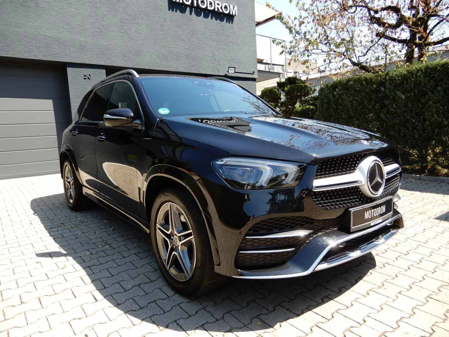 GLE 450 7-SITZE AIR BURM PANO DISTR AMG-LINE