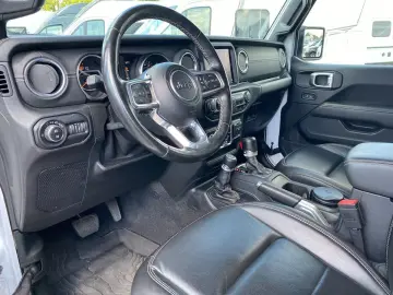 Wrangler UNLIMITED SAHARA SKY ONE KAMERA NAVI