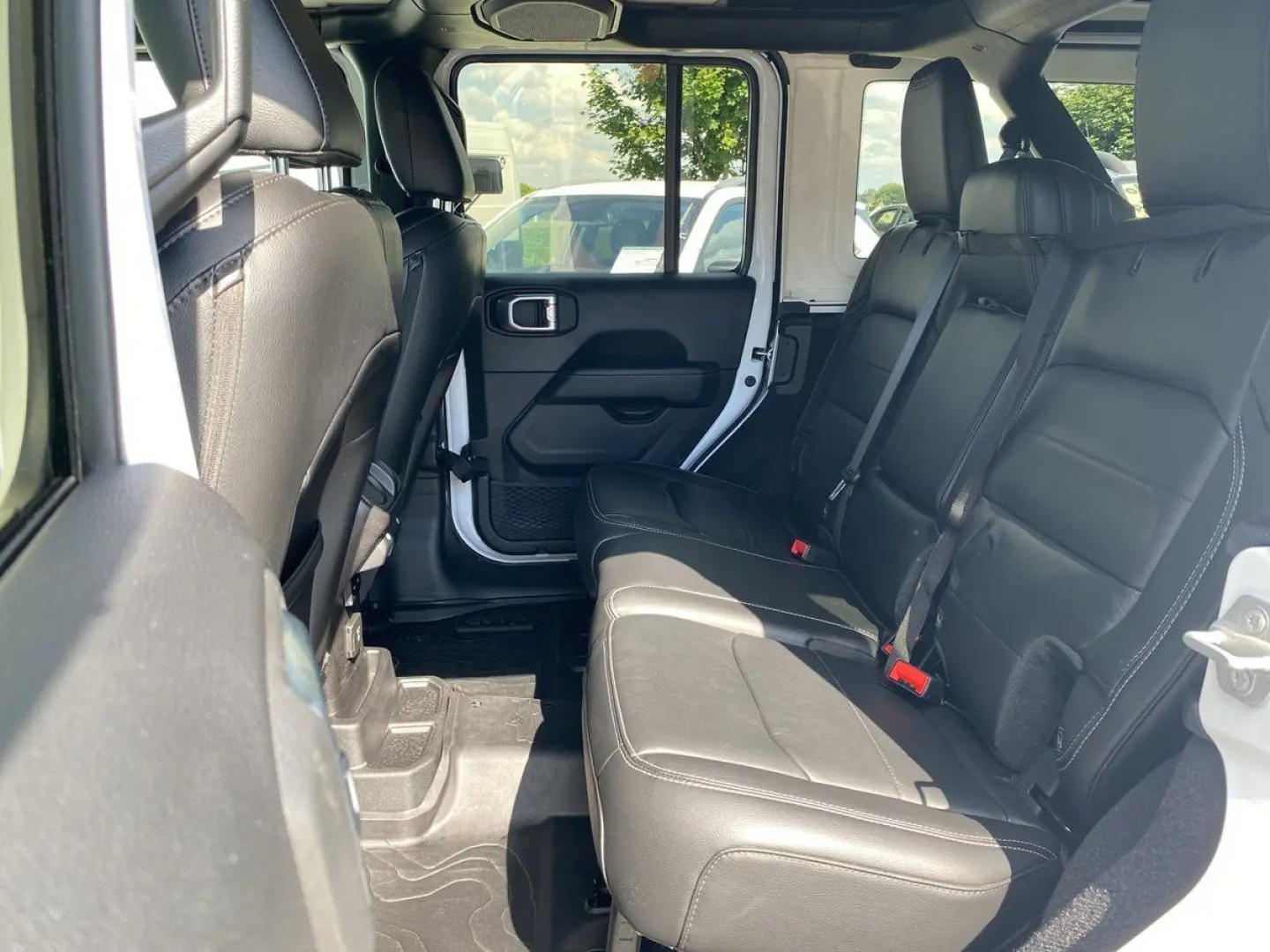 Wrangler UNLIMITED SAHARA SKY ONE KAMERA NAVI