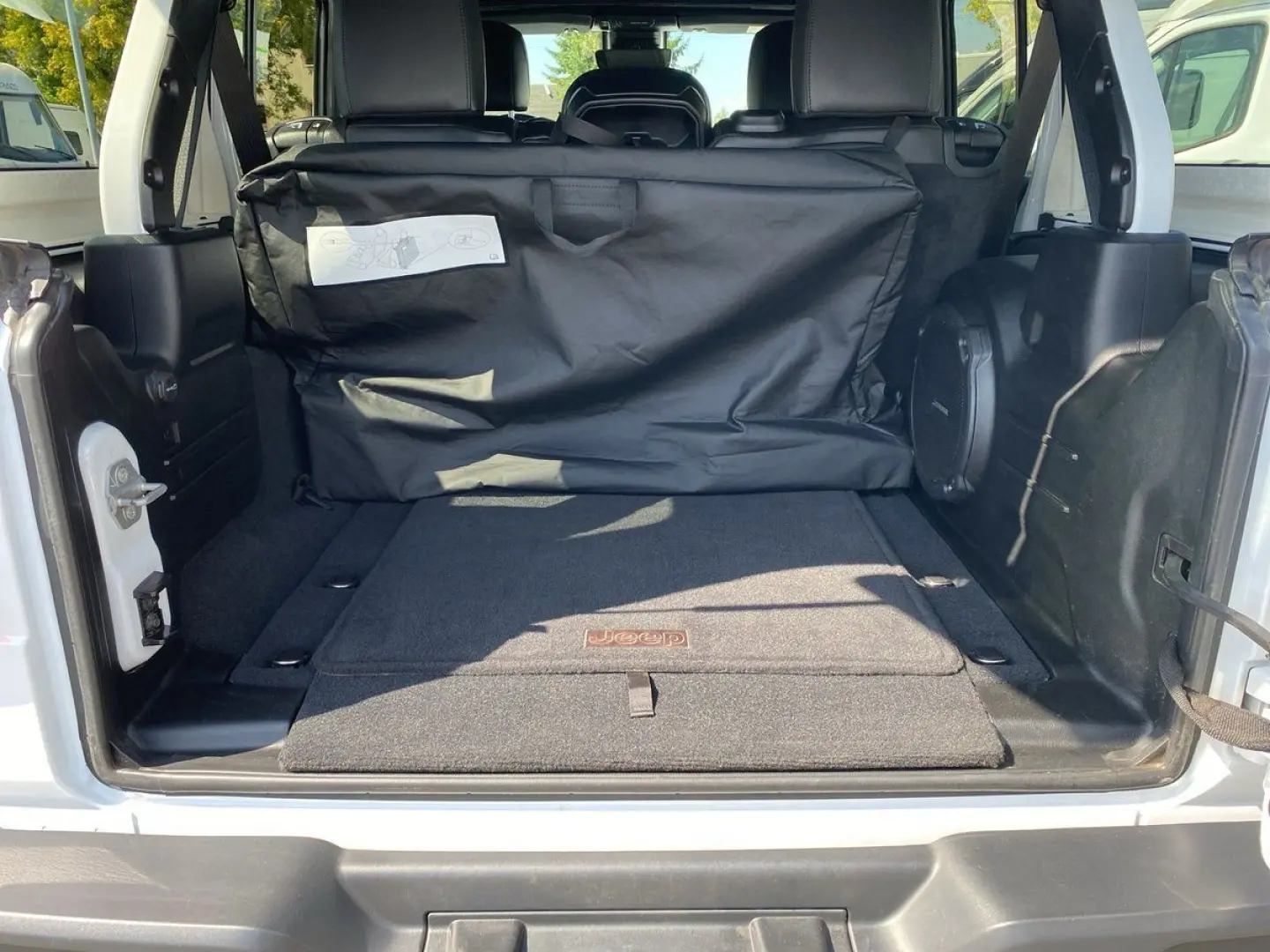 Wrangler UNLIMITED SAHARA SKY ONE KAMERA NAVI