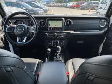 Wrangler UNLIMITED SAHARA SKY ONE KAMERA NAVI