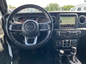 Wrangler UNLIMITED SAHARA SKY ONE KAMERA NAVI