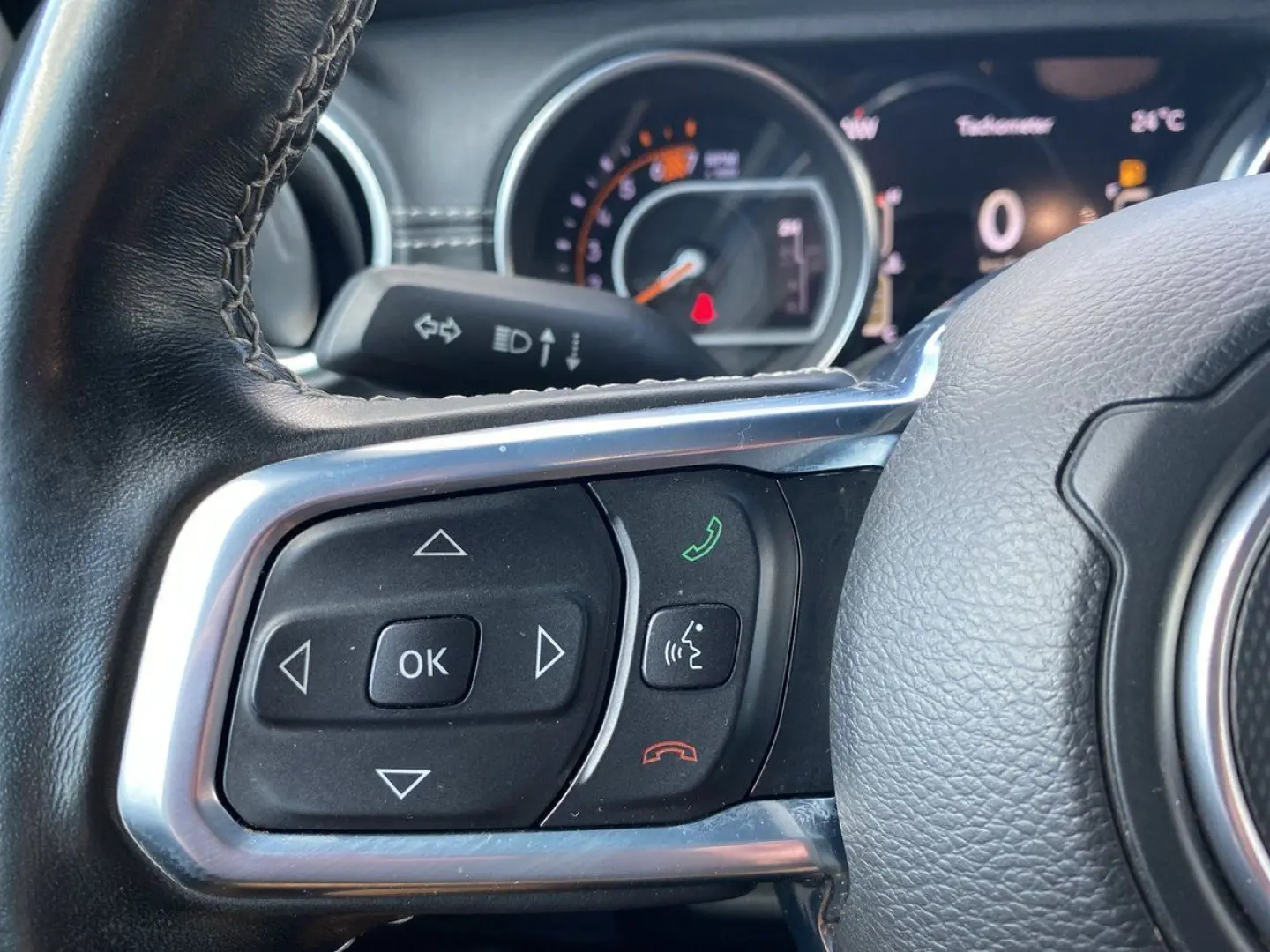 Wrangler UNLIMITED SAHARA SKY ONE KAMERA NAVI