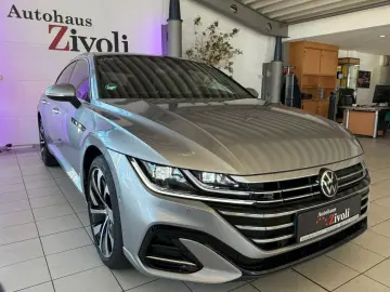 Arteon R-Line eHybrid ASSIST LED PANO SHZ SPORT