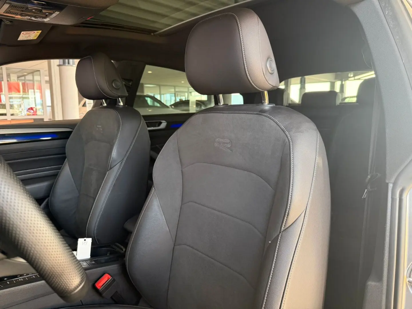 Arteon R-Line eHybrid ASSIST LED PANO SHZ SPORT