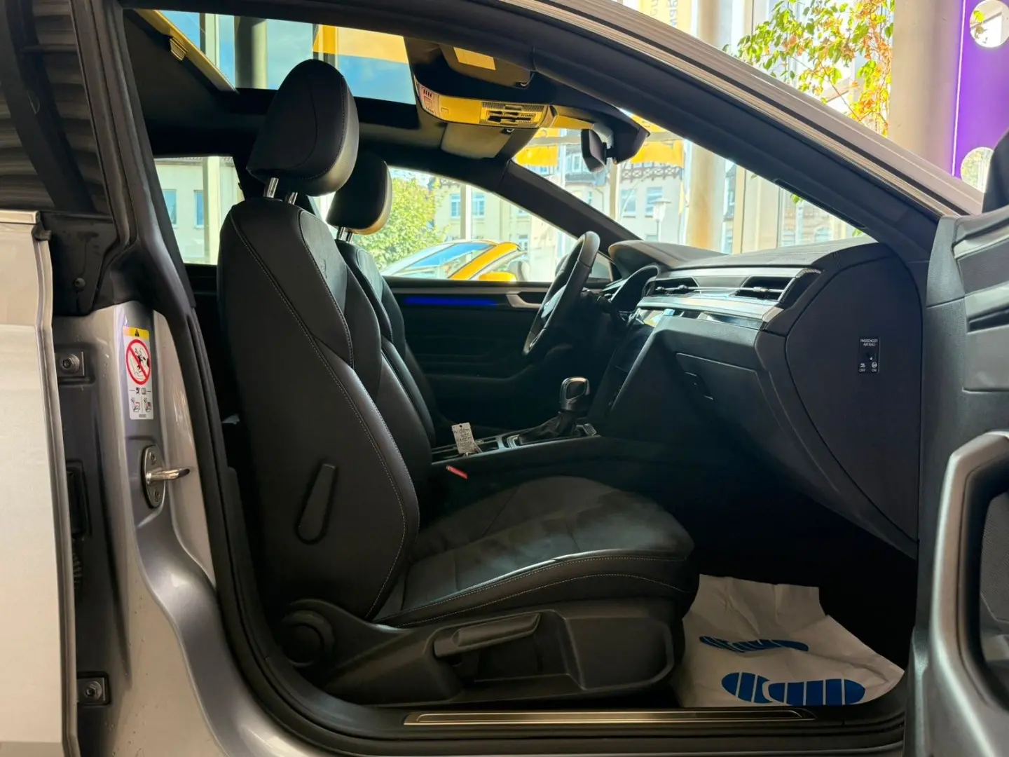 Arteon R-Line eHybrid ASSIST LED PANO SHZ SPORT