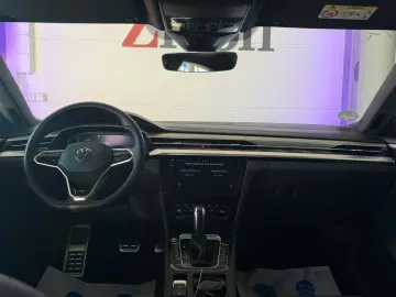 Arteon R-Line eHybrid ASSIST LED PANO SHZ SPORT