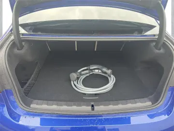 330e xDrive M SPORT PRO LC PROF LEDER GSD ALARM