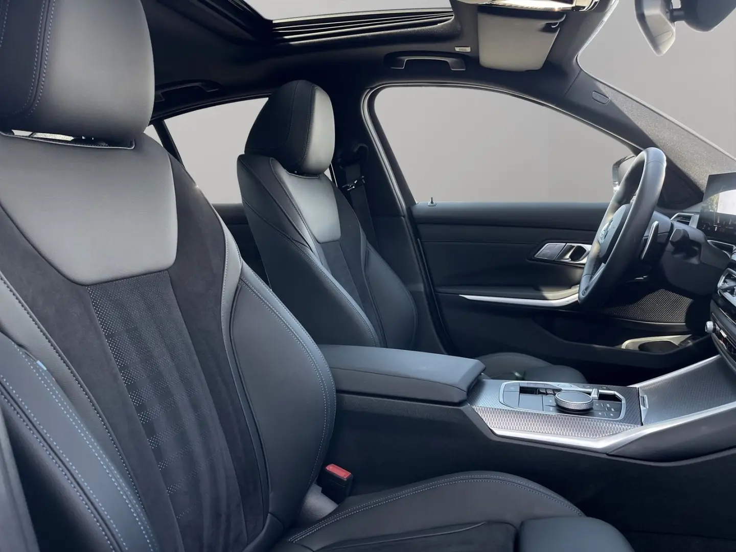 330i Limousine M SPORTPAKET  FROZEN PURE GREY