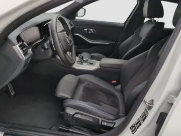 330d xDrive Limousine M Sport AHK Laser PDC LED