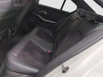 330d xDrive Limousine M Sport AHK Laser PDC LED