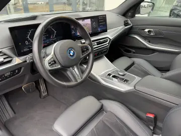BMW Seria 3 - 330e Xdrive