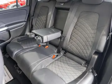 Mercedes-Benz GLB 200 d DCT  Progressive