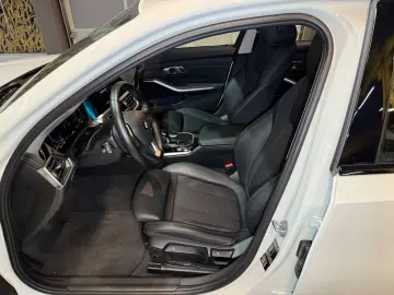 320d Lim. Sport Line Aut. LED~KAMERA360~AHK~SPUR