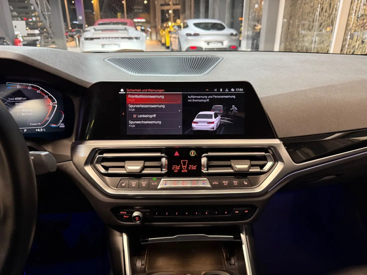 320d Lim. Sport Line Aut. LED~KAMERA360~AHK~SPUR