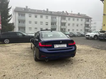 320 d Lim. Aut. ACC LASER 360  HEAD-UP TOTWINKEL