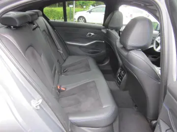 330i M SPORT PRO LC PROF AKUSTIK GSD AHK E-SITZE