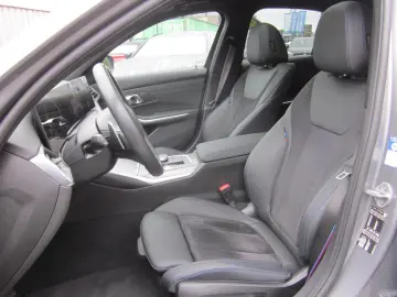 330i M SPORT PRO LC PROF AKUSTIK GSD AHK E-SITZE