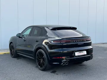 Cayenne S Coupé   Matrix LED RED Int Sport P.