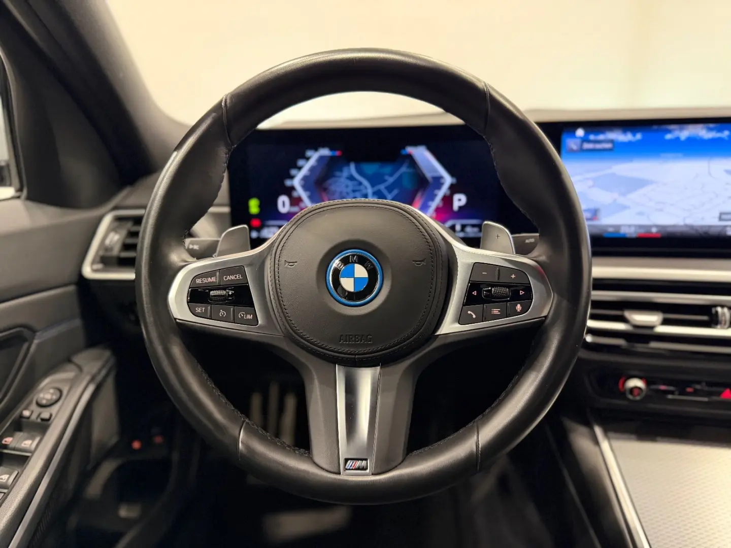 320 e M-Sportpaket Facelift HEAD-UP KAMERA LED