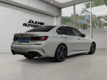 330i Automatik M-Sport  Komfortzugang  Scheckh.