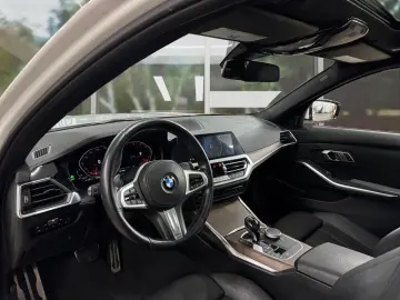 330i Automatik M-Sport  Komfortzugang  Scheckh.