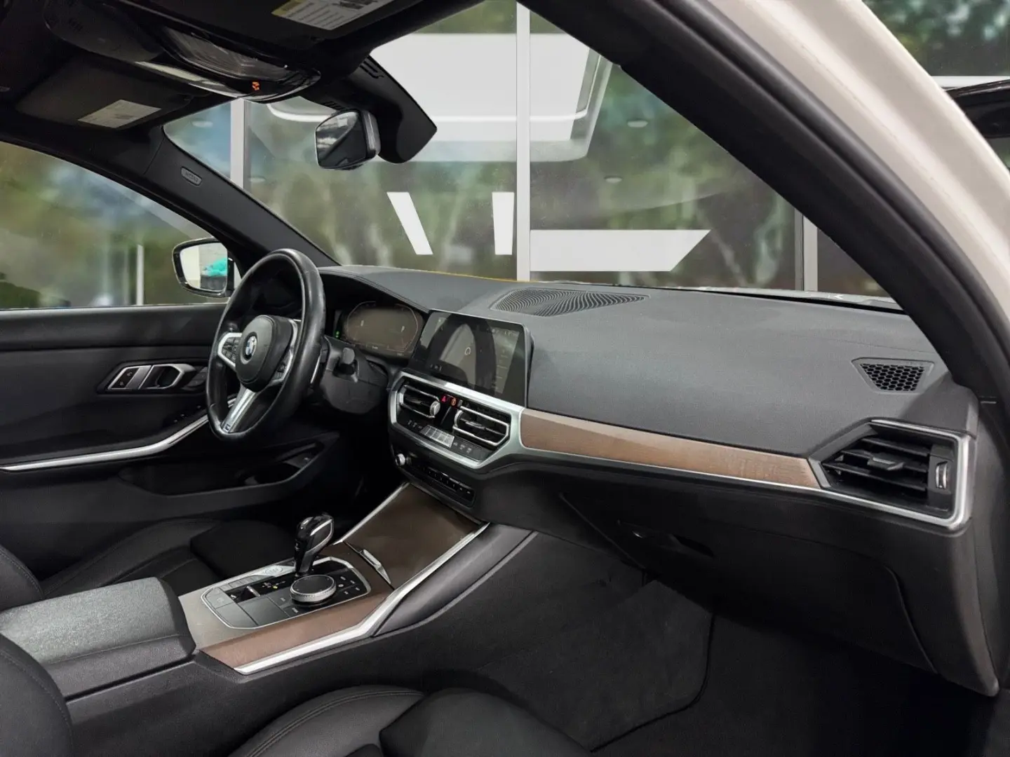 330i Automatik M-Sport  Komfortzugang  Scheckh.