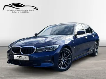 330e Advantage Line Sportsitze HUD DAB Professio