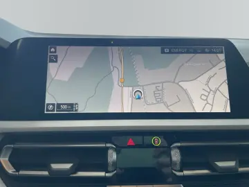 330e Advantage Line Sportsitze HUD DAB Professio