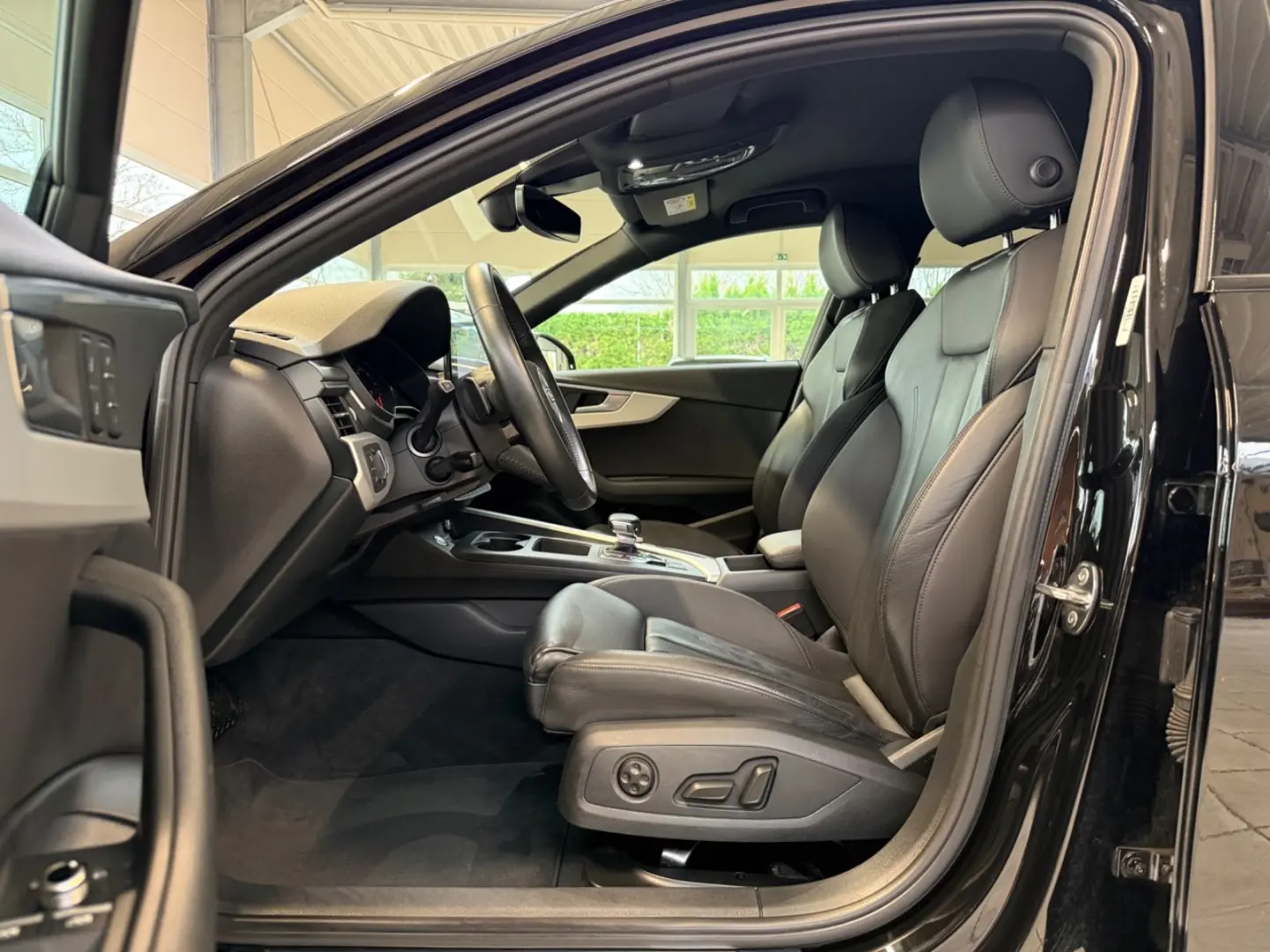 A4 Lim. 40 TDI advanced 1Hd Memory 3-Zone ACC