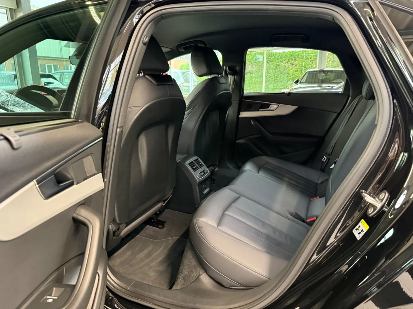 A4 Lim. 40 TDI advanced 1Hd Memory 3-Zone ACC