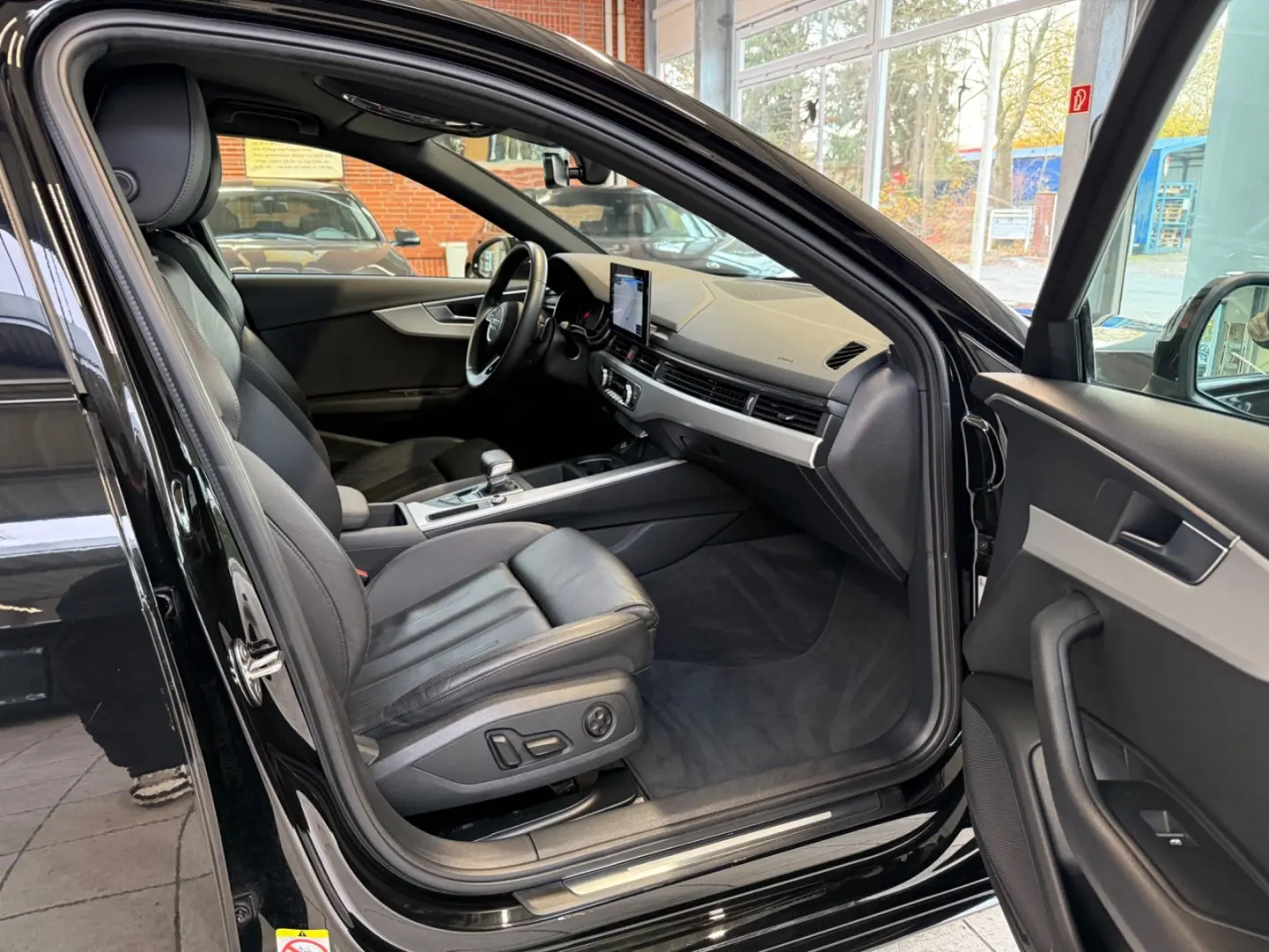 A4 Lim. 40 TDI advanced 1Hd Memory 3-Zone ACC