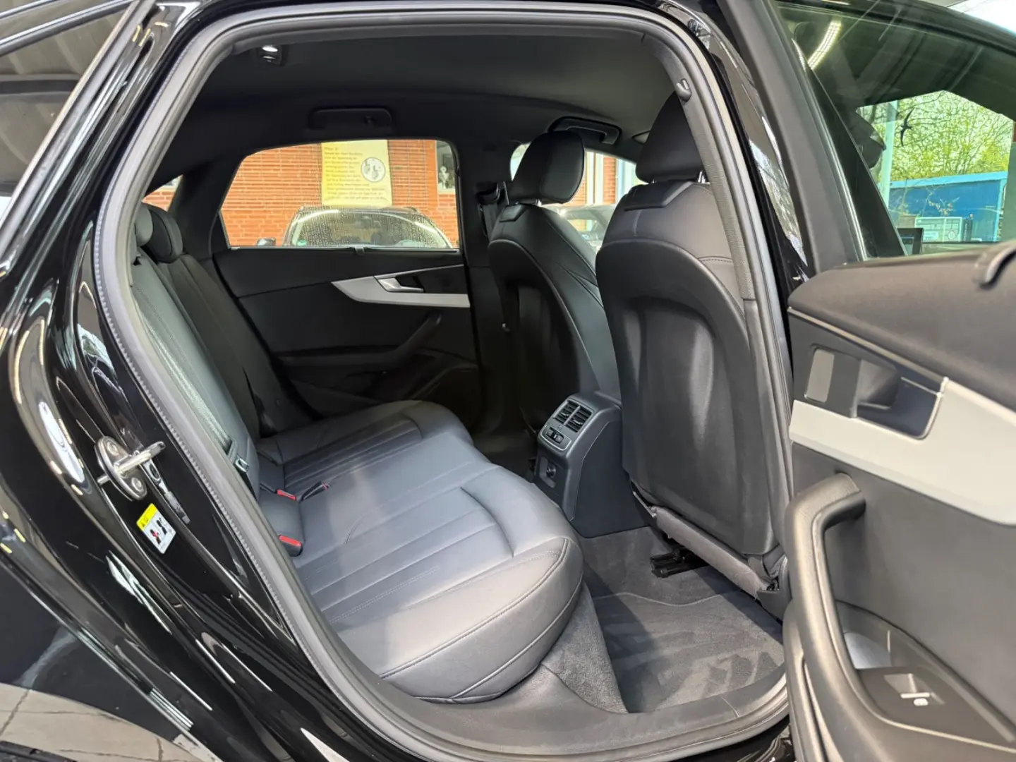 A4 Lim. 40 TDI advanced 1Hd Memory 3-Zone ACC