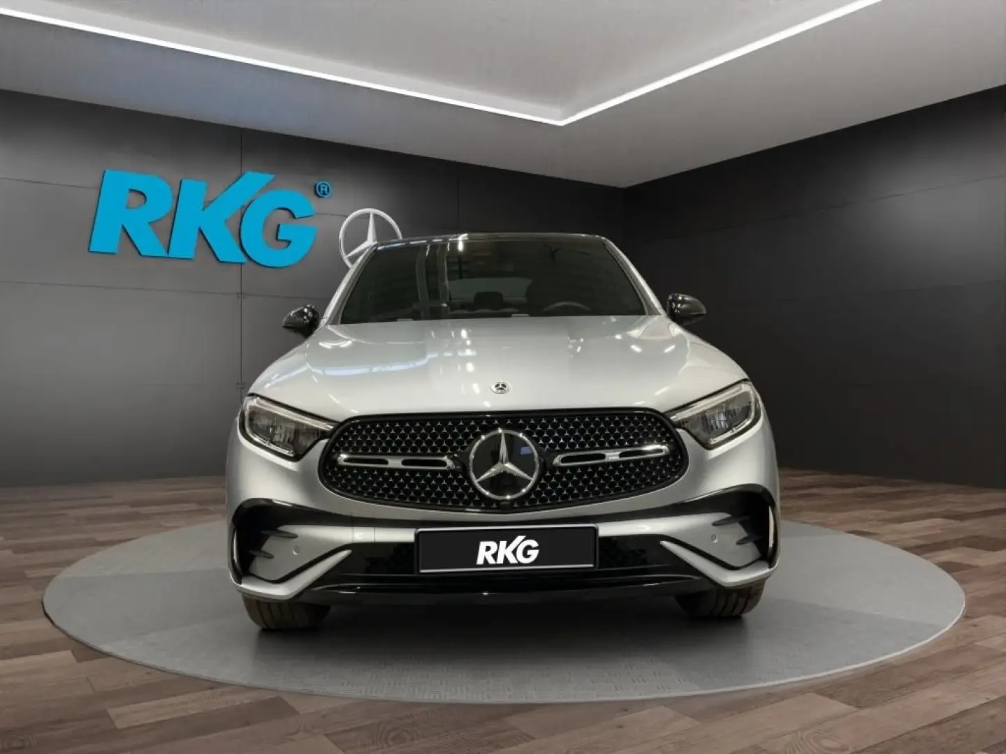 GLC 300 e 4M Coupé AMG NIGHT PANORAMA SITZKLIMA