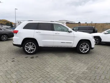 Grand Cherokee 3.0 CRD Summit LEDER NAVI PDC