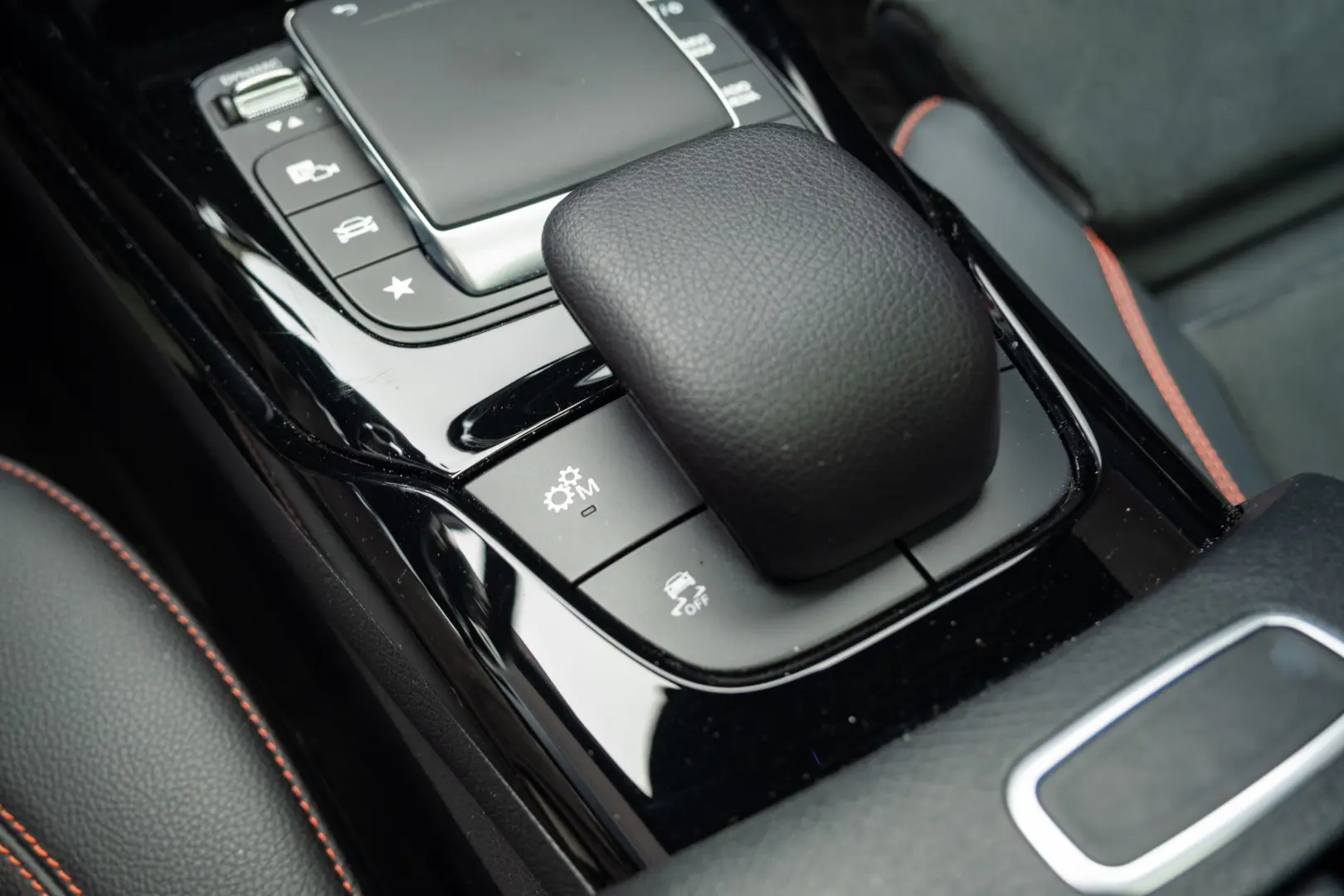 Mercedes Benz  AMG A35