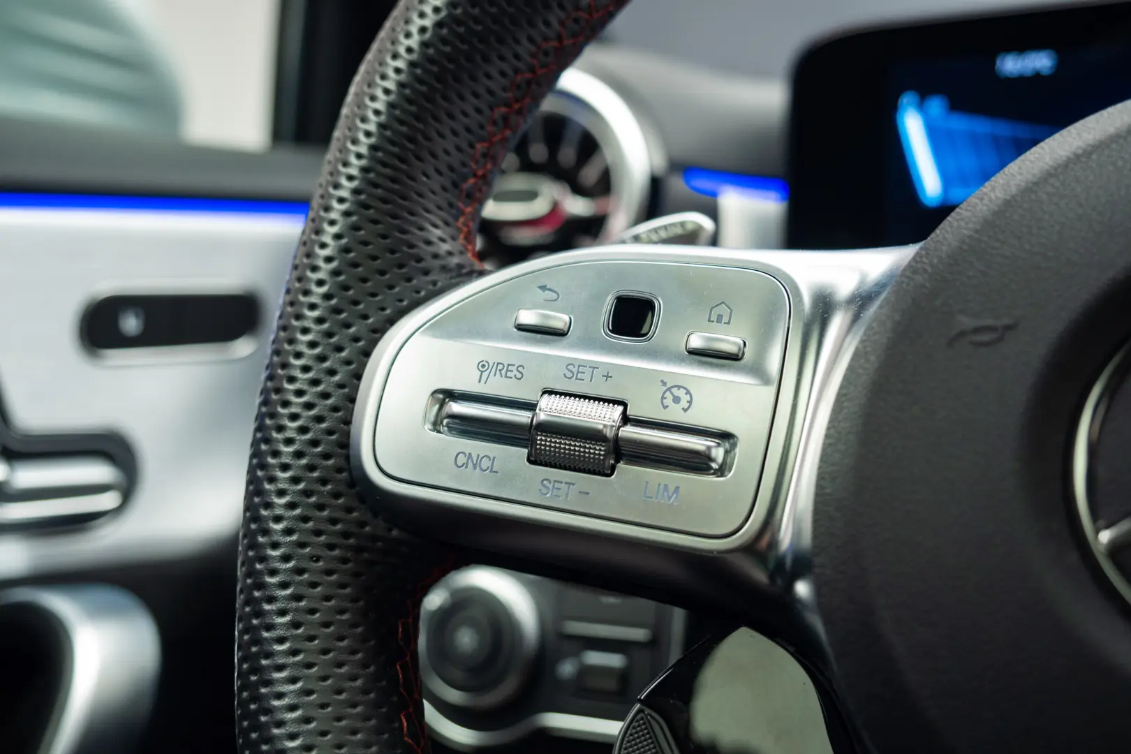 Mercedes Benz  AMG A35