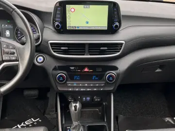 Tucson Premium Mhd 4WD Led Kamera Navi Top